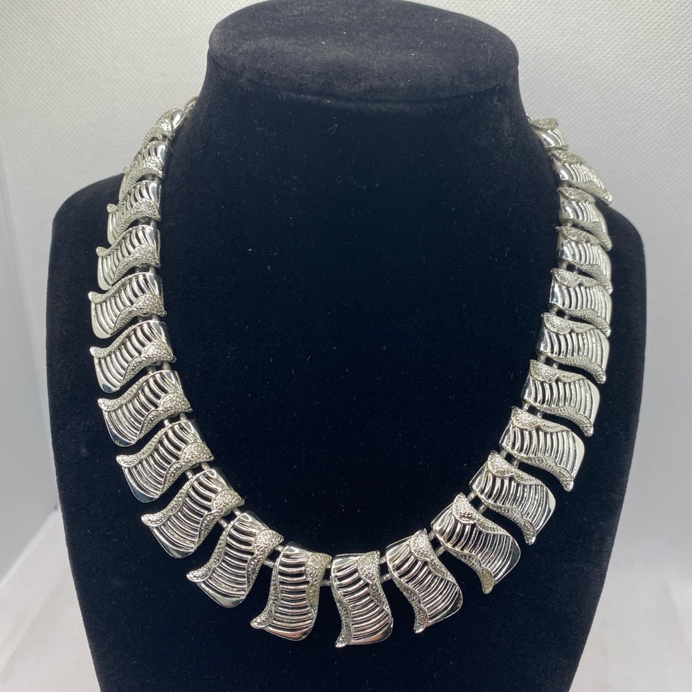 Signed Coro Silver Tone Link Panel Necklace 1960’s Appropriate 15-16”
